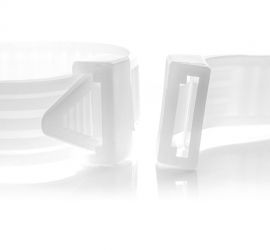 Een gesloten naturel kunststof kabelbinder voor airconditioners.;Technische tekening van een kabelbinder voor airconditioner slangen, met zowel een boven- als een zij-aanzicht.;;Twee naturel kunststof kabelbinders voor airconditioners, één gebonden en één